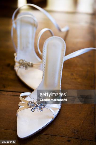 wedding shoes - wedding shoes stock pictures, royalty-free photos & images