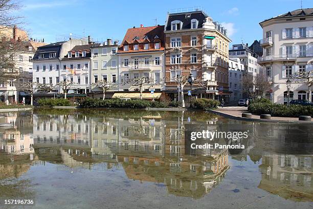 centro de la ciudad de baden-baden - baden baden fotografías e imágenes de stock