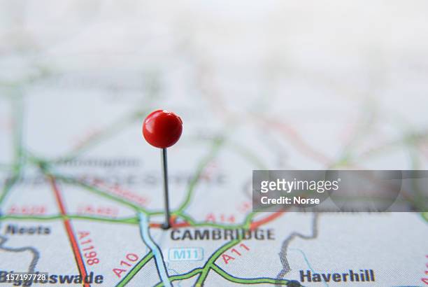 map pin in cambridge - cambridge england stock pictures, royalty-free photos & images