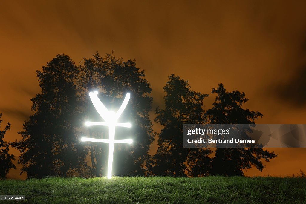 Yen currency sign written in light