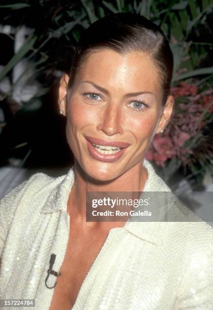 Carre Otis 90s Photos and Premium High Res Pictures - Getty Images