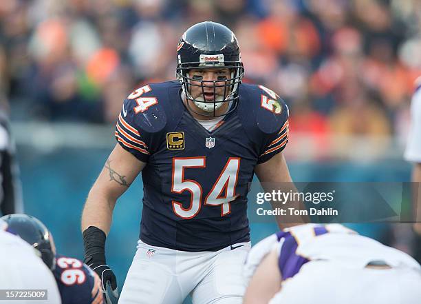 Brian Urlacher of the Chicago Bears stares down the offense during an NFL game against the Minnesota Vikings at Soldier Field on November 25, 2012 in...