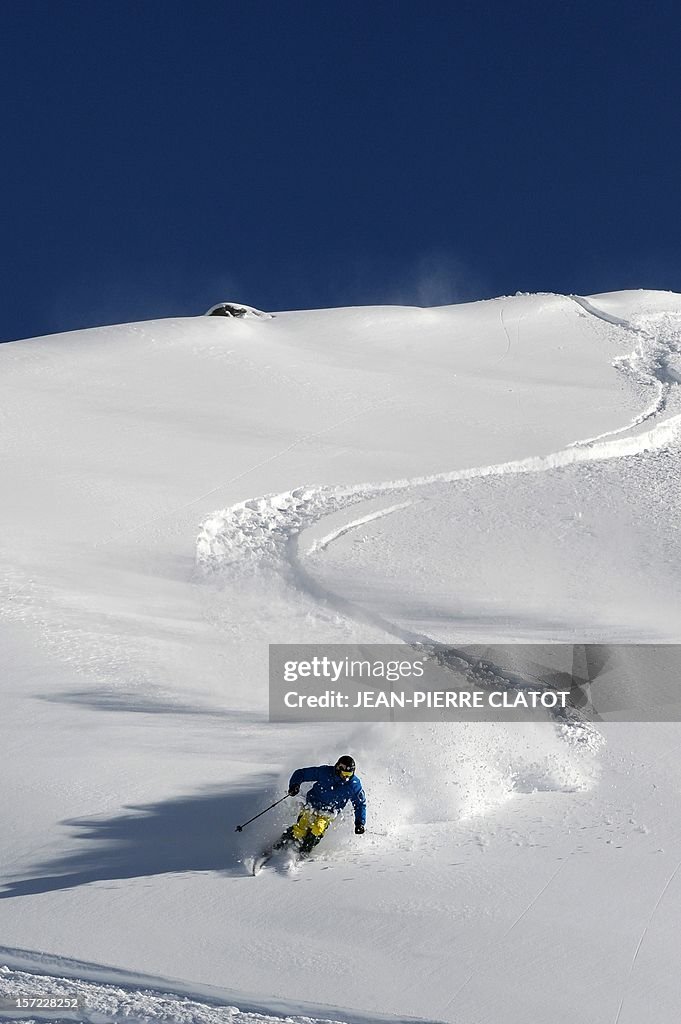 FRANCE-SKI-LEISURE-WINTER-ALPS-FEATURE