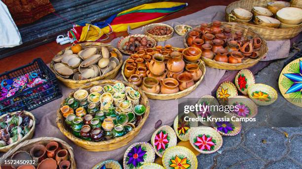 artisanal pottery - latin american civilizations stock pictures, royalty-free photos & images