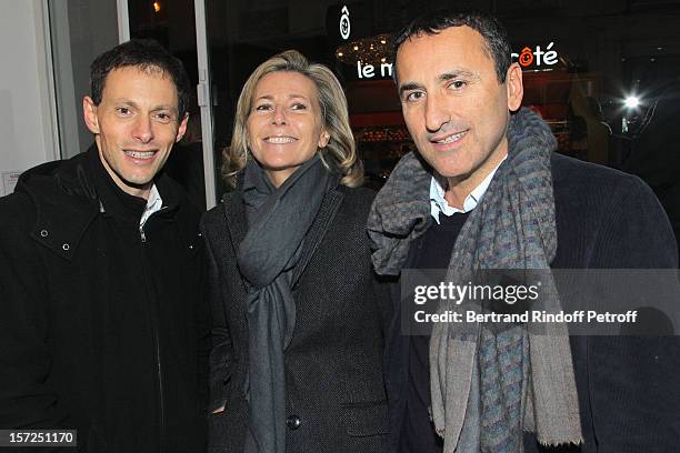 Marc-Olivier Fogiel, anchorwoman Claire Chazal and Pascal Houzelot attend a traditional craftsman food tasting at La Cornue boutique on November 30,...