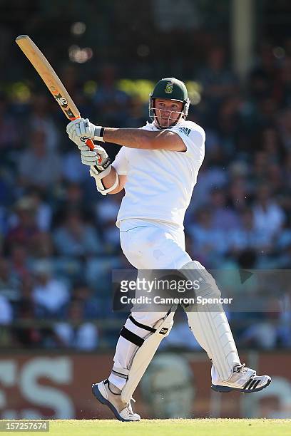 South African captain Graeme Smith bats during day two of the Third Test Match between Australia and South Africa at the WACA on December 1, 2012 in...