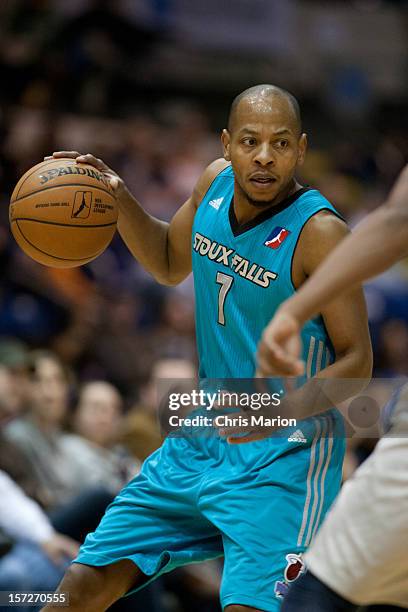 Troy Hudson of the Sioux Falls Skyforce takes the ball upcourt against the Springfield Armor at the MassMutual Center on November 30, 2012 in...