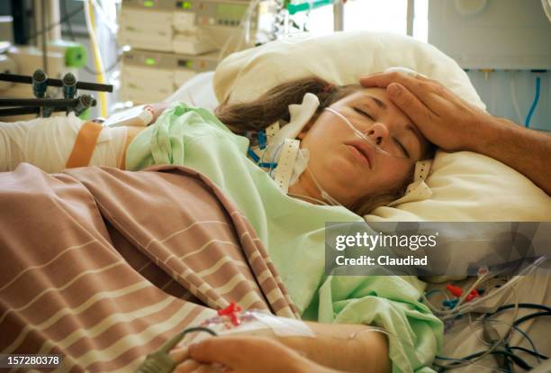 intensive care - hospital death stock pictures, royalty-free photos & images