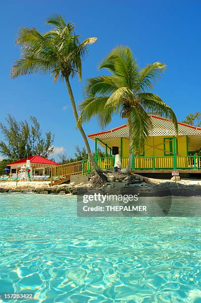 playa de nassau - bahamas fotografías e imágenes de stock