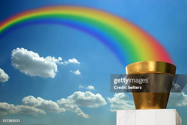 pot of gold - pot of gold end of rainbow stock pictures, royalty-free photos & images
