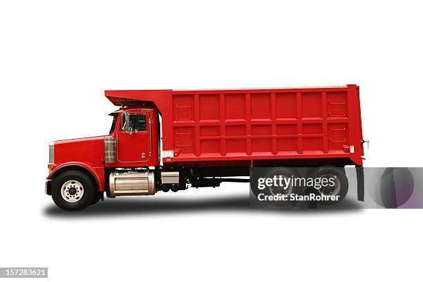 camión de peterbilt rojo camión de descarga - camión de descarga fotografías e imágenes de stock