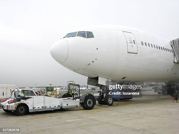 avião de controlo - airport zurich imagens e fotografias de stock