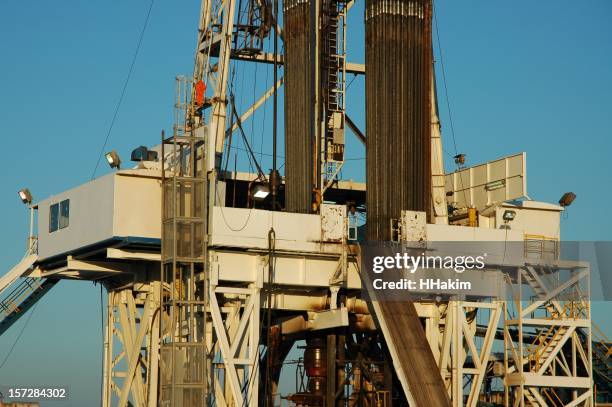 Harding Platform Rig Floor 187 Drilling Rig Floor Stock Photos, High-Res Pictures, and Images ...