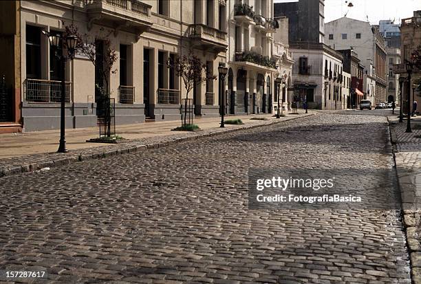 san telmo, buenos aires, argentinien - kopfsteinpflaster stock-fotos und bilder