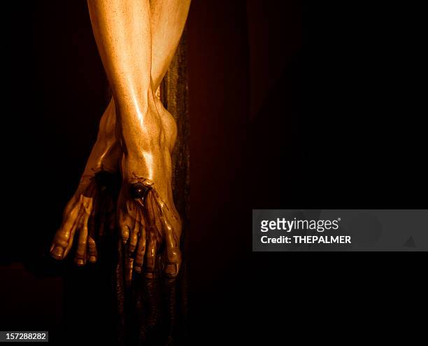 christ crucified feet - of jesus being crucified stock pictures, royalty-free photos & images