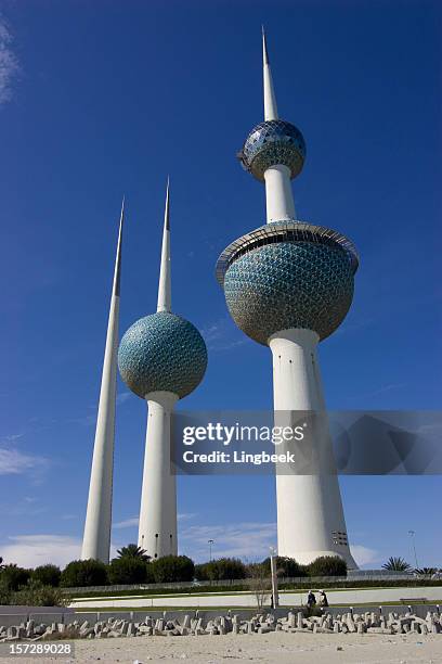 kuwait towers - kuwait towers stock pictures, royalty-free photos & images