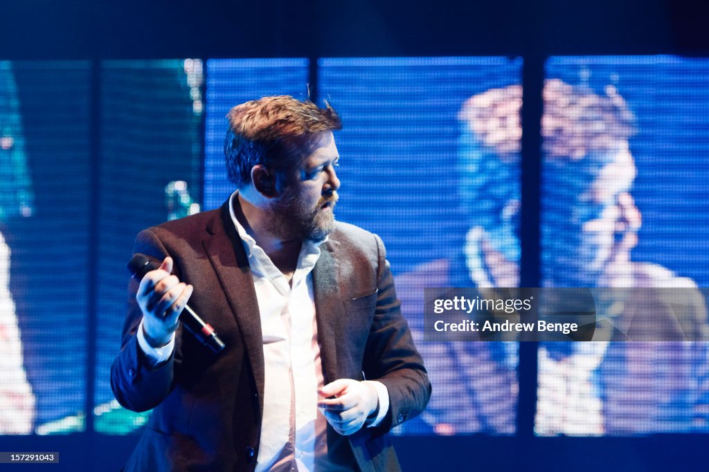 Elbow Perform At Manchester Arena