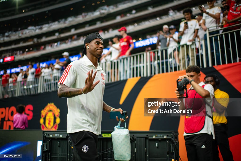 Real Madrid v Manchester United - Pre-Season Friendly