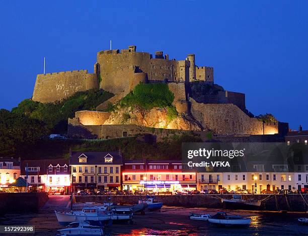 mont orgueil castle, jersey, channel islands - sea channel stock pictures, royalty-free photos & images
