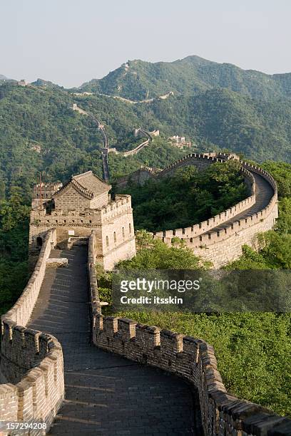 the great wall of china - chinese muur noord china stockfoto's en -beelden