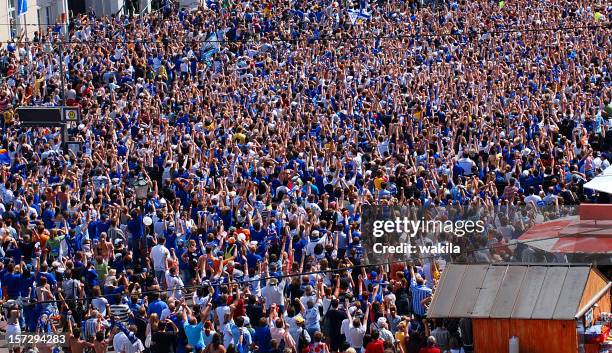 tifosi di calcio karlsruher sc - italian tag foto e immagini stock