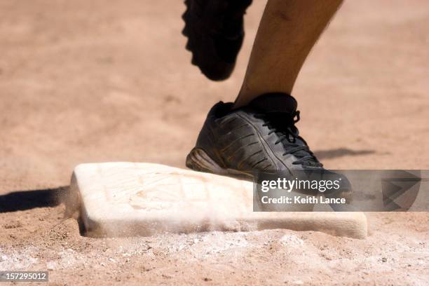 Running Base Examples 112,707 Baseball Running Bases Stock Photos, High-Res Pictures, and ...