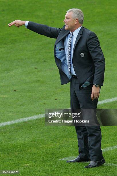 Coach Ricki Herbert of the Phoenix talks to his team during the round nine A-League match between the Wellington Phoenix and the Western Sydney...