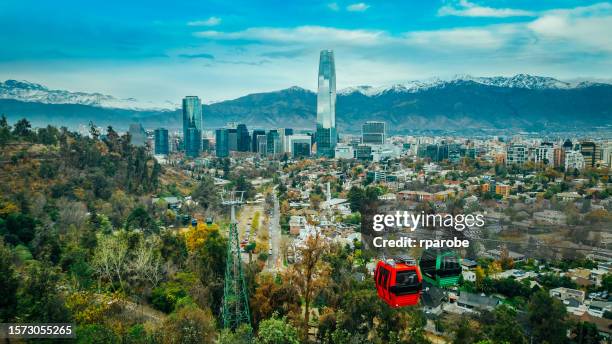 bela cidade de santiago em chile - santiago região metropolitana de santiago - fotografias e filmes do acervo