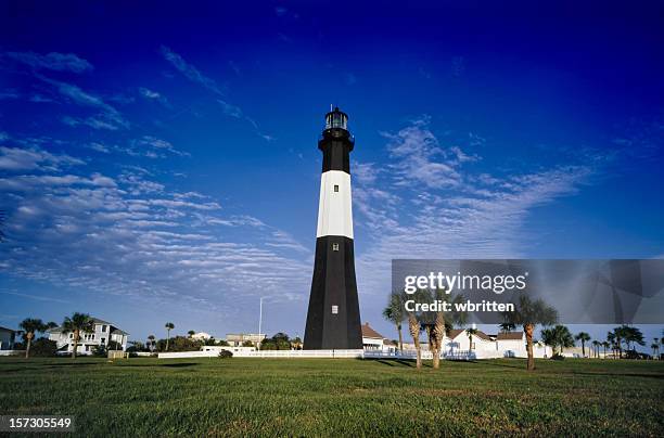 the lighthouse on tybee island - tybee island stock pictures, royalty-free photos & images