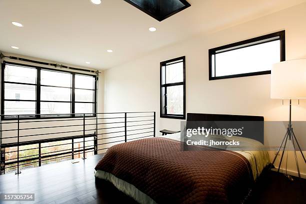 bright loft bedroom - roller shutter 個照片及圖片檔