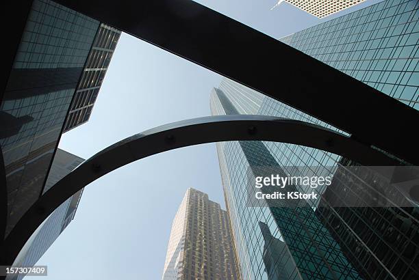 glass skyscrapers in houston financial district - houston stockfoto's en -beelden