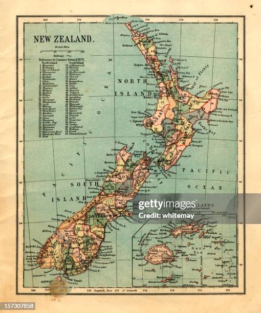 mid-viktorianischen karte von neuseeland und auf fidschi-inseln - new zealand map stock-fotos und bilder