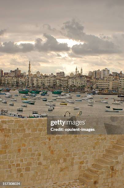 hafen von alexandria - alexandria egypt stock-fotos und bilder