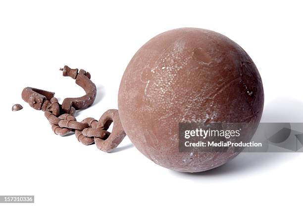 ball and shackle - chain object stockfoto's en -beelden