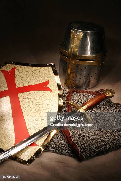 crusader knight's shield, sword, helmet, and chain mail armor - the crusades stock pictures, royalty-free photos & images