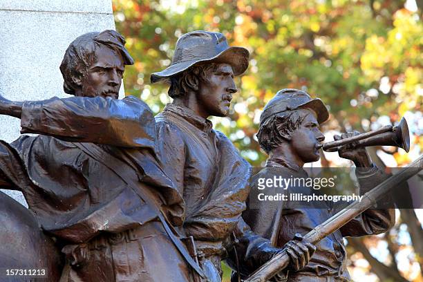 civil war soldier statue gettysburg - civil war stock pictures, royalty-free photos & images