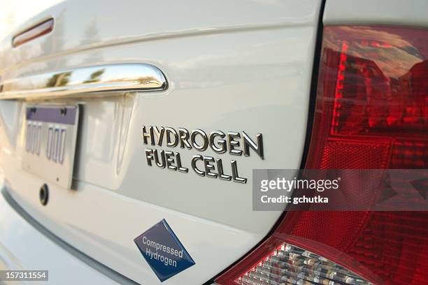 fuel cell car - hydrogen stockfoto's en -beelden