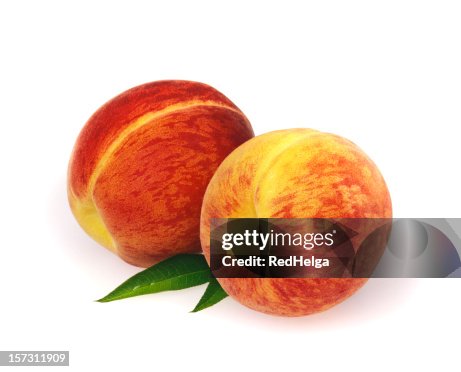 Peach Duo Mit Leafs StockFoto Getty Images