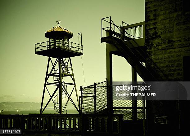insel alcatraz tower - lookout tower stock-fotos und bilder
