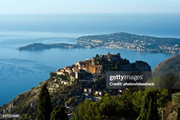 eze village y saint jean tapa ferrat - eze village fotografías e imágenes de stock