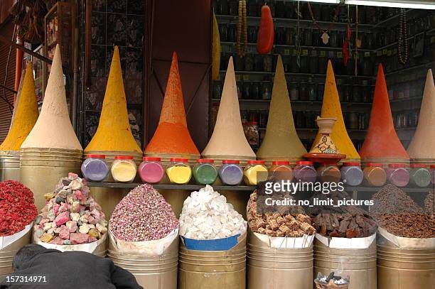 spices and herbs in marrakech. - marrakech spice stockfoto's en -beelden