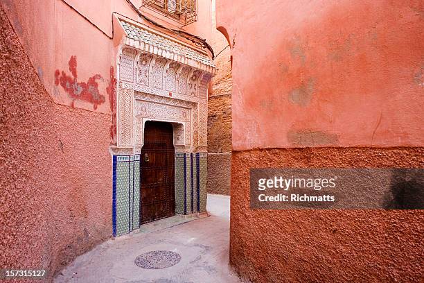 the beautiful medina of marrakesh - alley bildbanksfoton och bilder