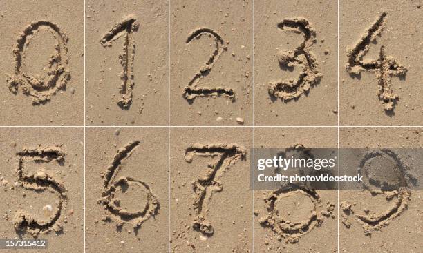 sand alphabet xxxl - number 9 stock-fotos und bilder