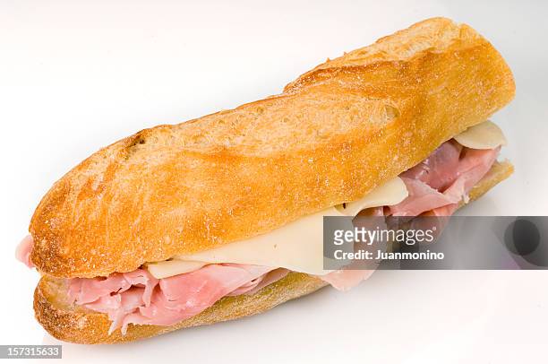 baguette de jamón y queso - barra de pan francés fotografías e imágenes de stock