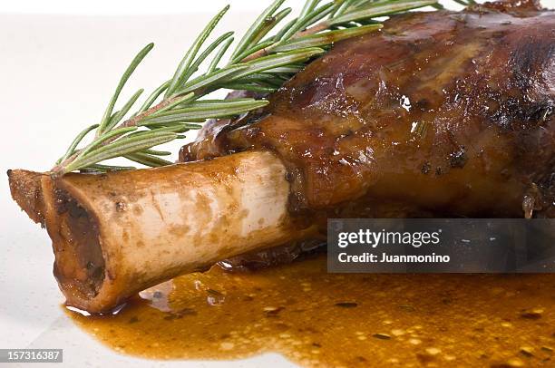 lamb shank - lamb shank stock pictures, royalty-free photos & images