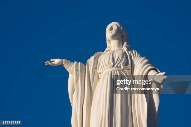 statue of virgin - virgin mary stock pictures, royalty-free photos & images