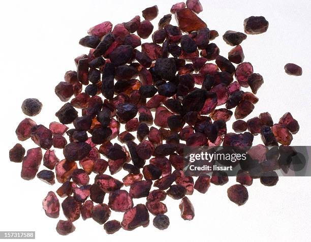 rocks and minerals - garnet rhodonite - garnet stock pictures, royalty-free photos & images