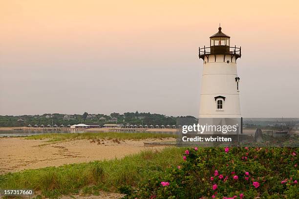 edgartown lighthouse - marthas vineyard stock-fotos und bilder