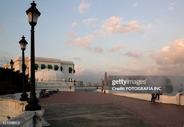 vista del casco viejo - panama city fotografías e imágenes de stock