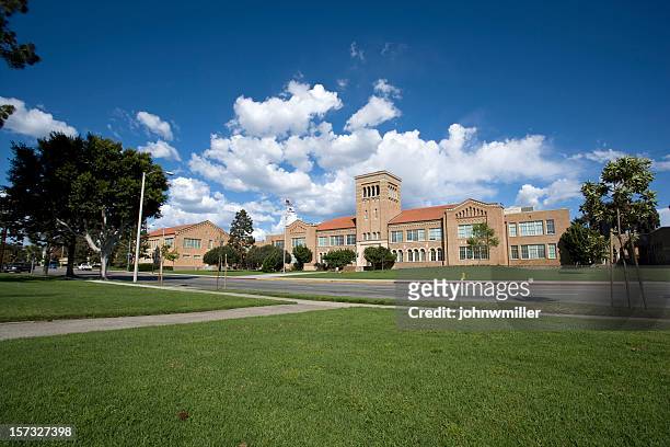 wide angle school facade - elementary school building stock pictures, royalty-free photos & images